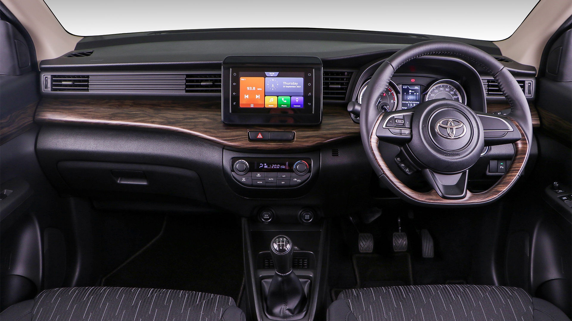 Toyota,  Rumion,  xe 7 chỗ ảnh 3 Toyota,  Rumion,  xe 7 cho anh 3