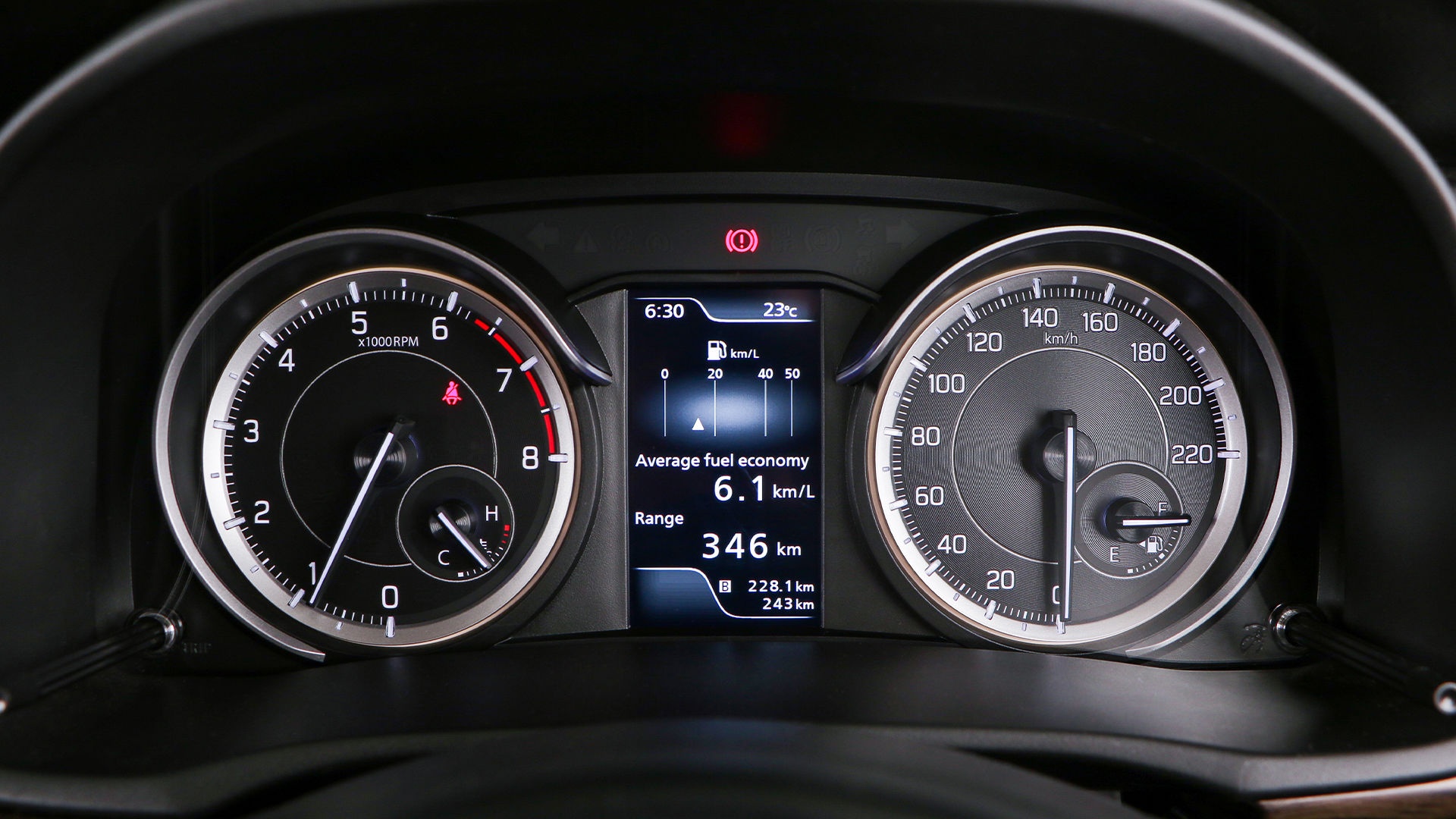 Toyota,  Rumion,  xe 7 chỗ ảnh 5 Toyota,  Rumion,  xe 7 cho anh 5