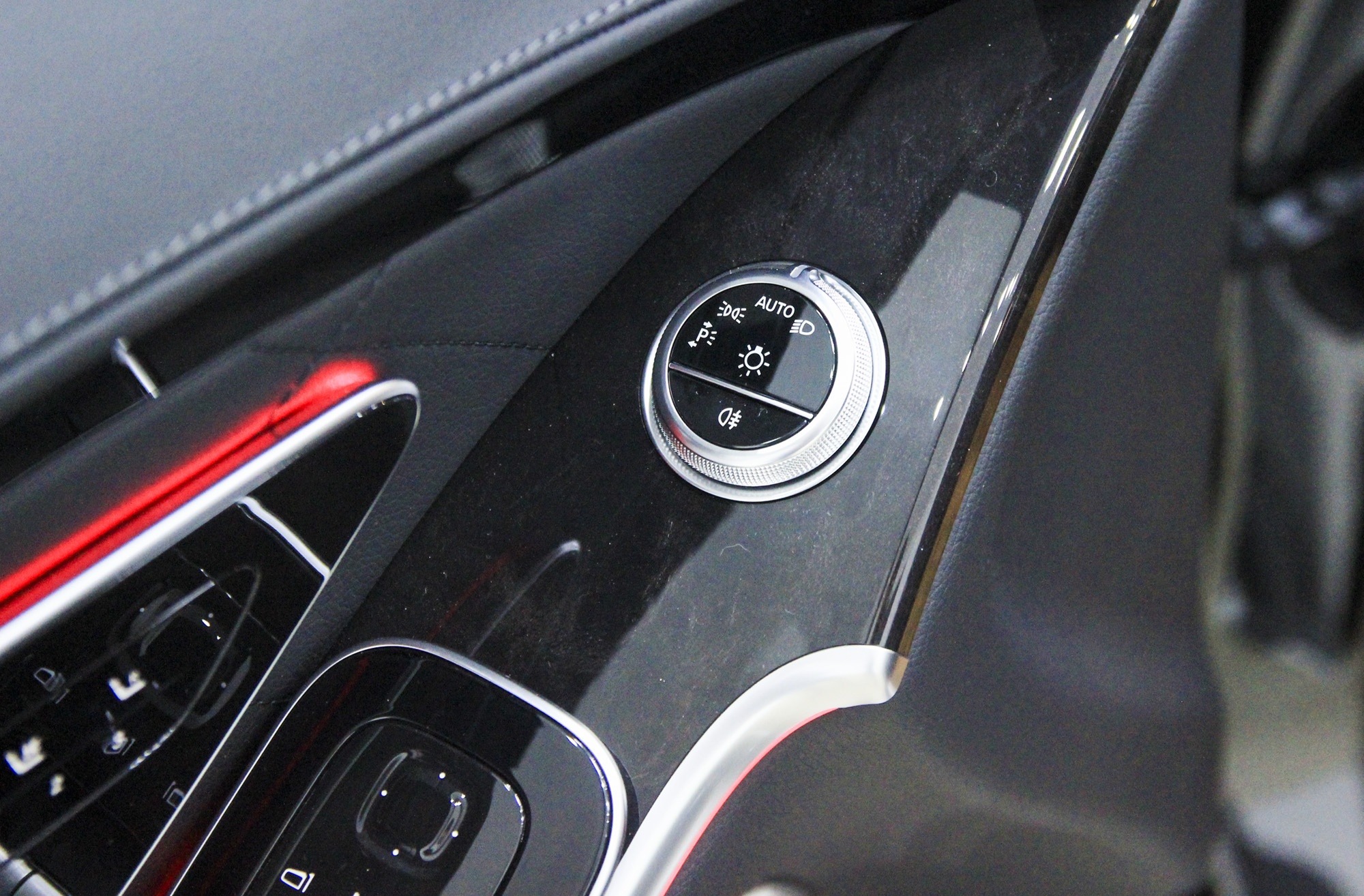 Mercedes-Benz,  S500 anh 17