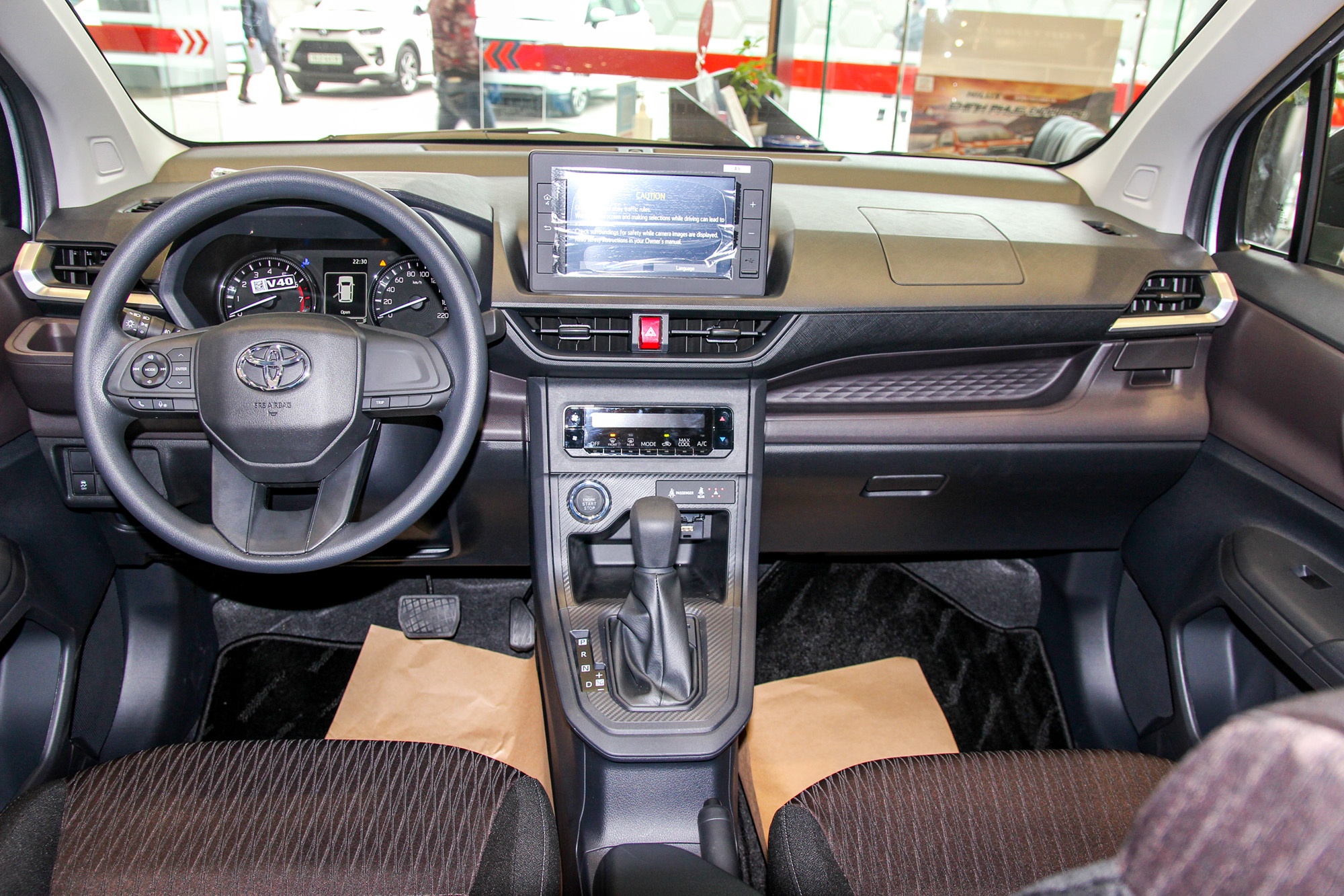 Toyota,  Avanza Premio,  Mitsubishi,  Xpander anh 5