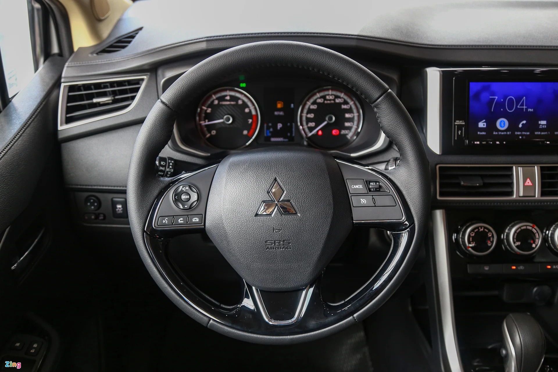 Toyota,  Avanza Premio,  Mitsubishi,  Xpander anh 10