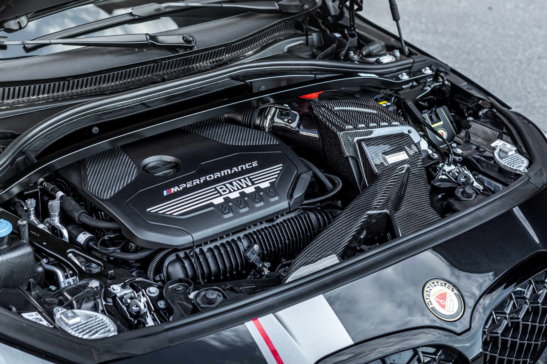 BMW,  M135i xDrive,  hatchback anh 2