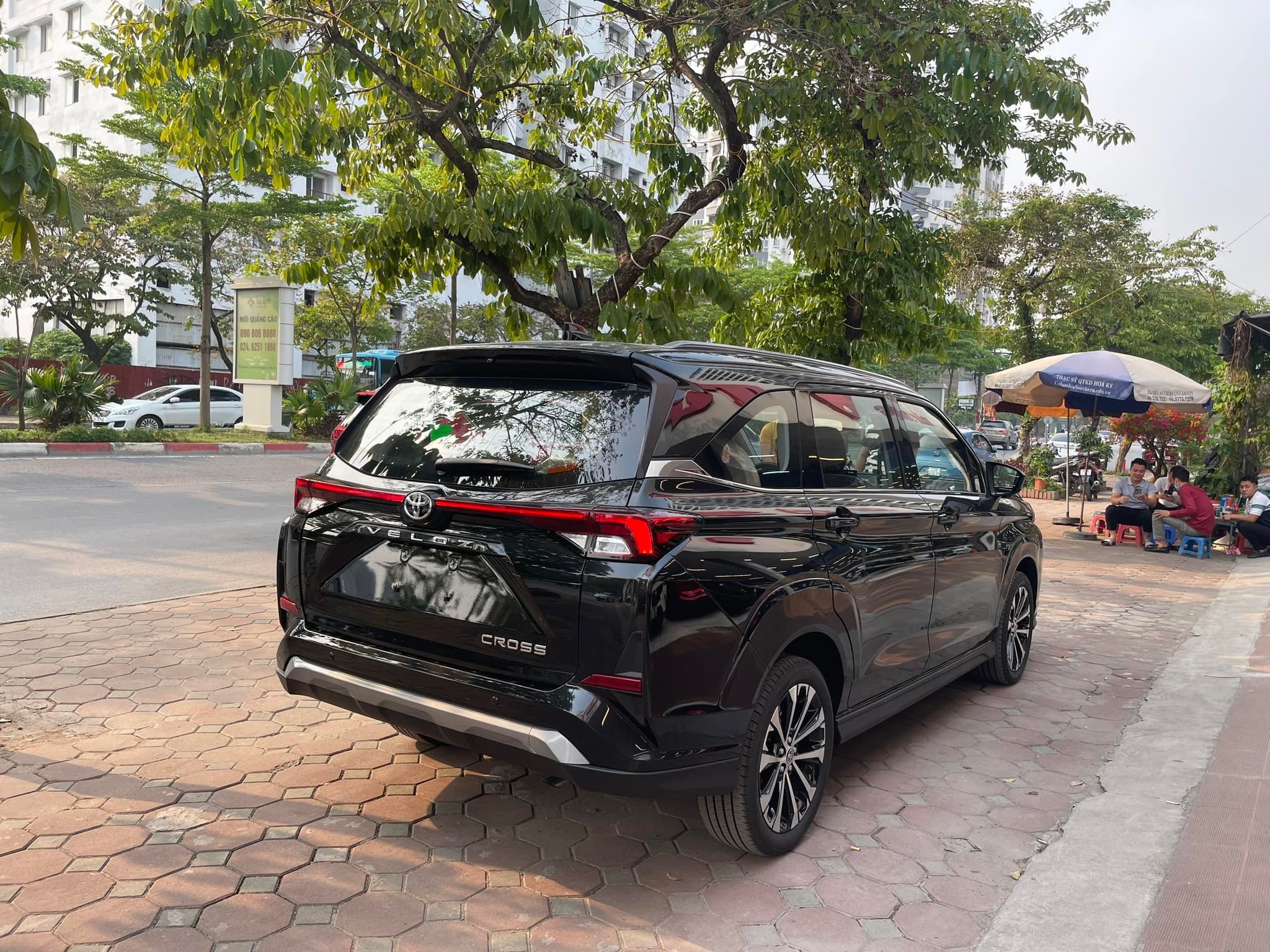 Toyota,  Veloz Cross anh 7