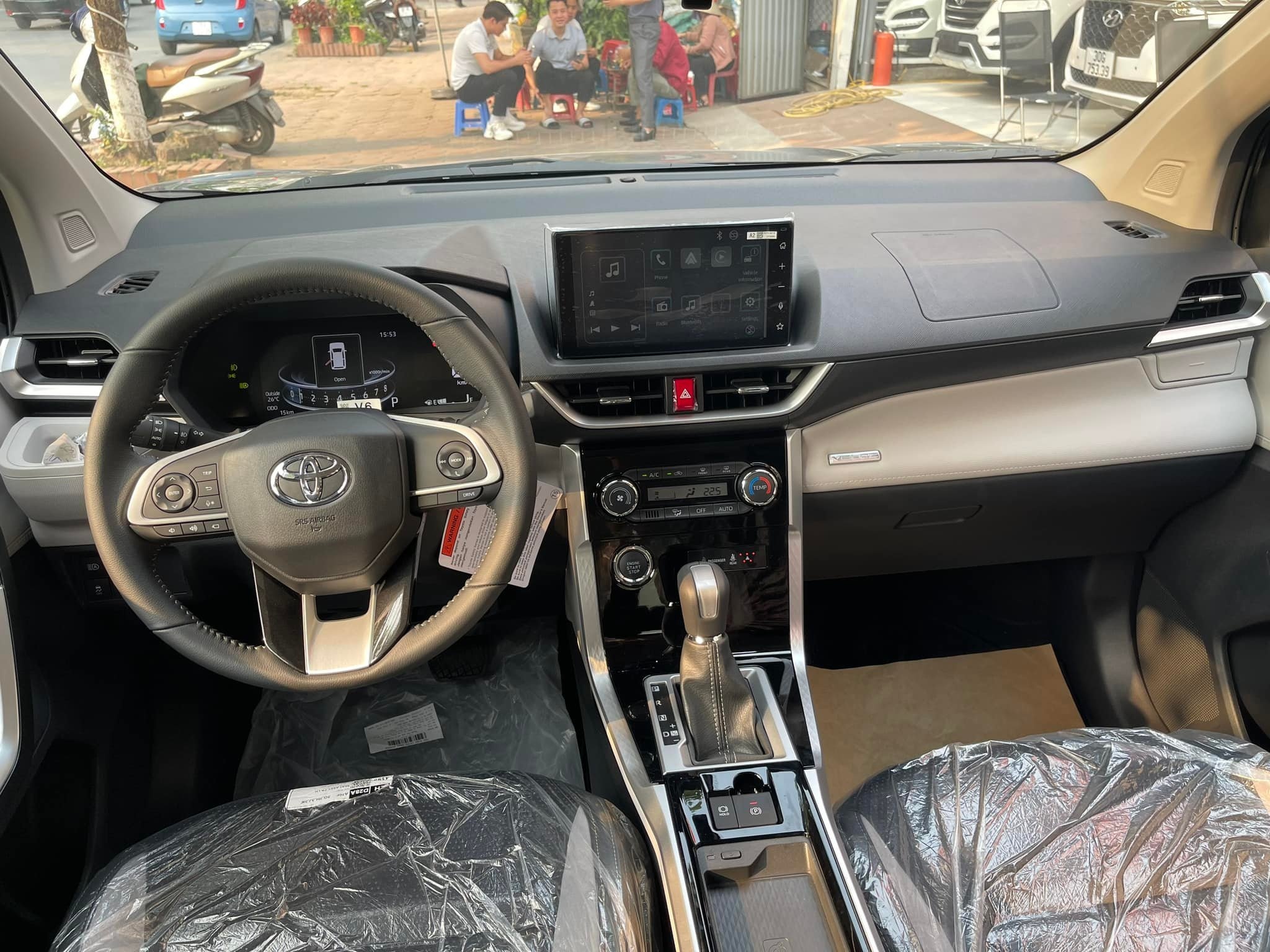 Toyota,  Veloz Cross anh 3