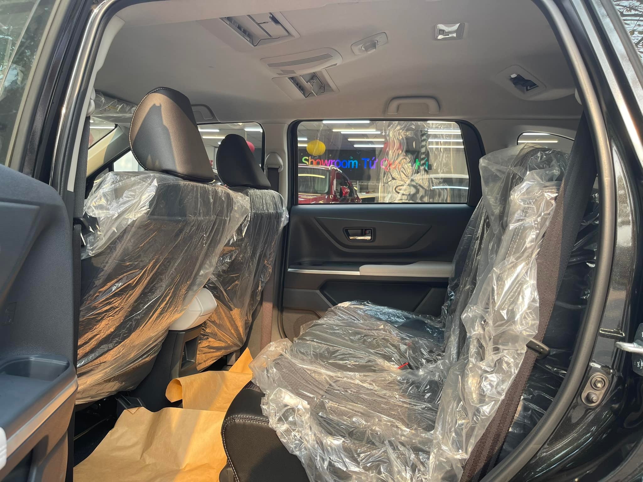 Toyota,  Veloz Cross anh 4