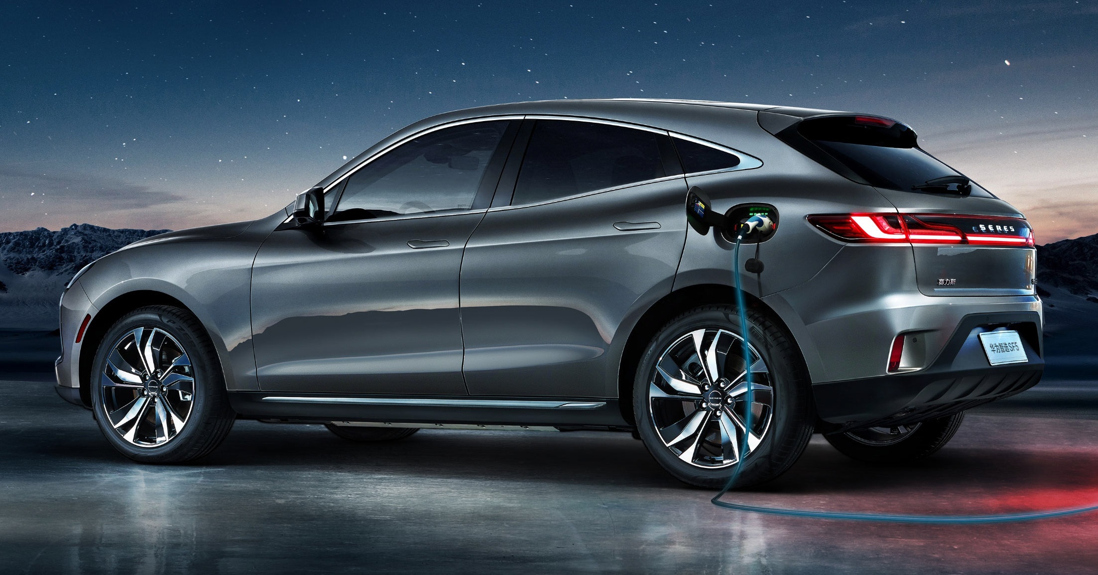Dongfeng,  Seres SF5,  xe điện ảnh 2 Dongfeng,  Seres SF5,  xe dien anh 2