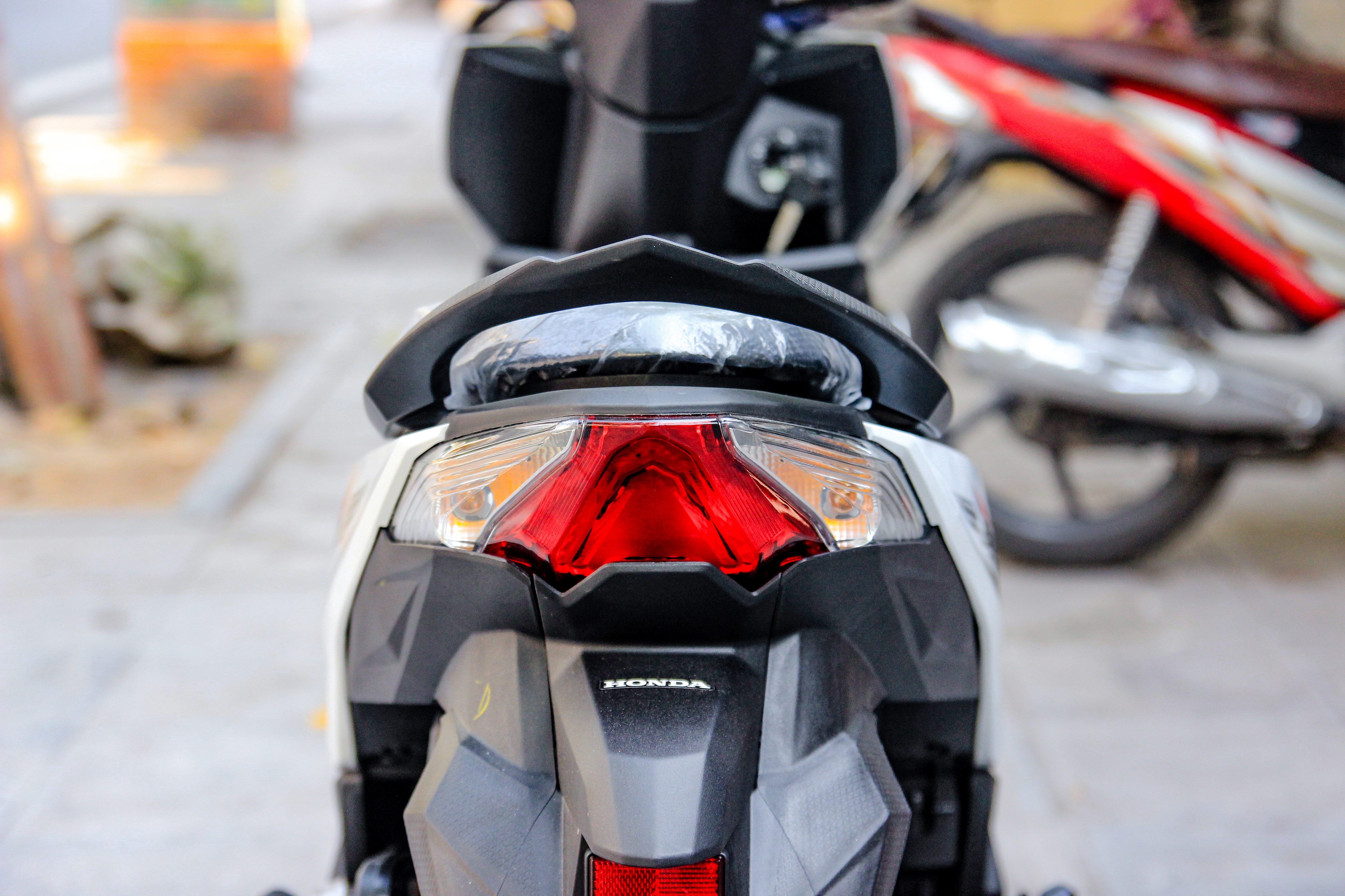 Honda,  xe tay ga,  BeAT ảnh 10 Honda,  xe tay ga,  BeAT anh 10