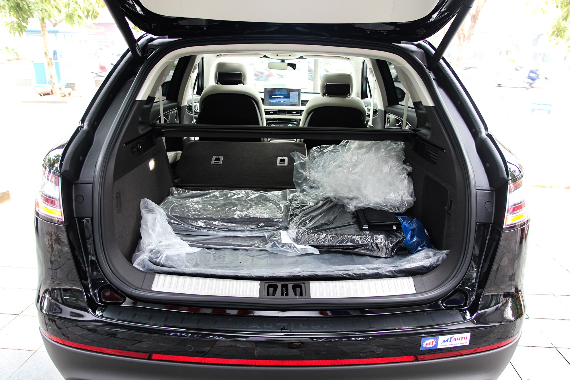 Lincoln, Nautilus, Navigator, Aviator, SUV ảnh 7 Lincoln, Nautilus, Navigator, Aviator, SUV anh 7