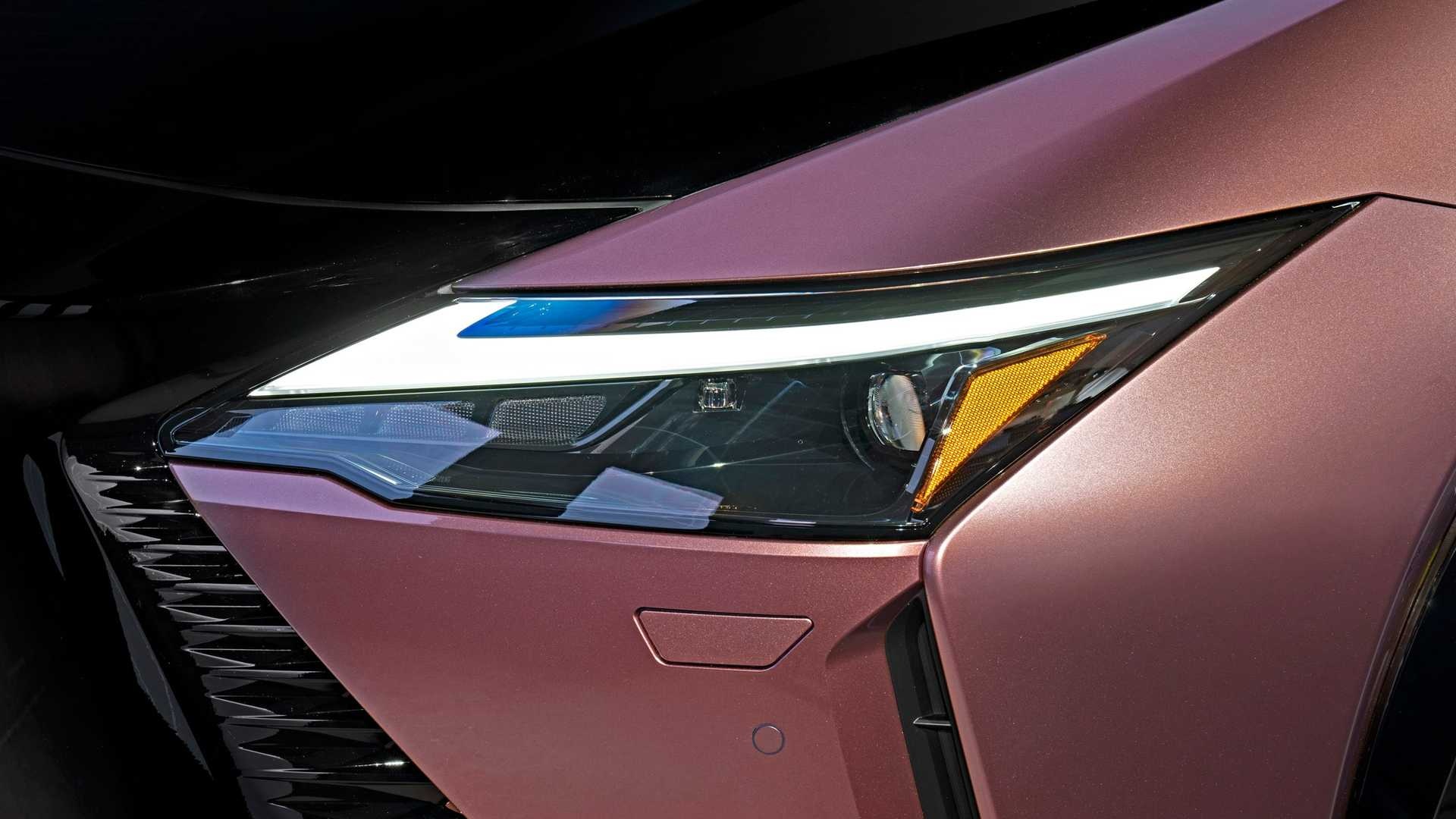 Lexus,  RZ450e,  xe điện ảnh 3 Lexus,  RZ450e,  xe dien anh 3