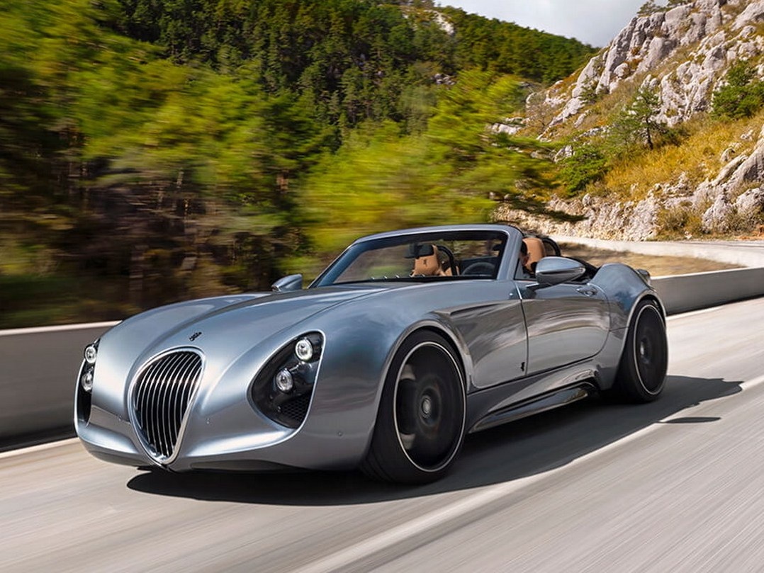 Xe the thao chay dien Project Thunderball manh 671 ma luc hinh anh