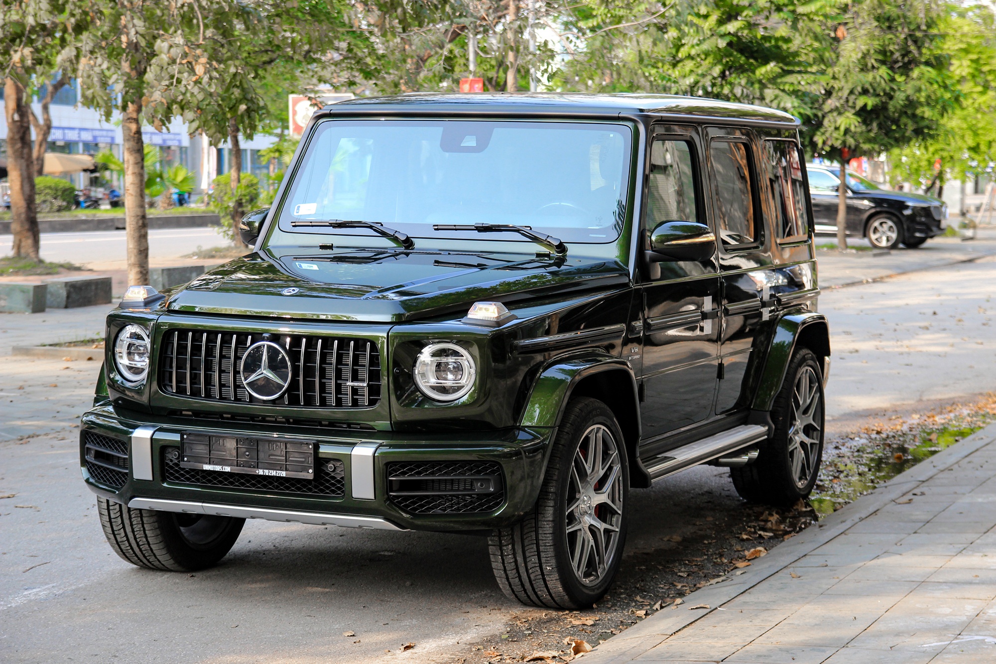 Can canh Mercedes-AMG G63 2022 voi mau ngoai that hiem gap tai Ha Noi hinh anh