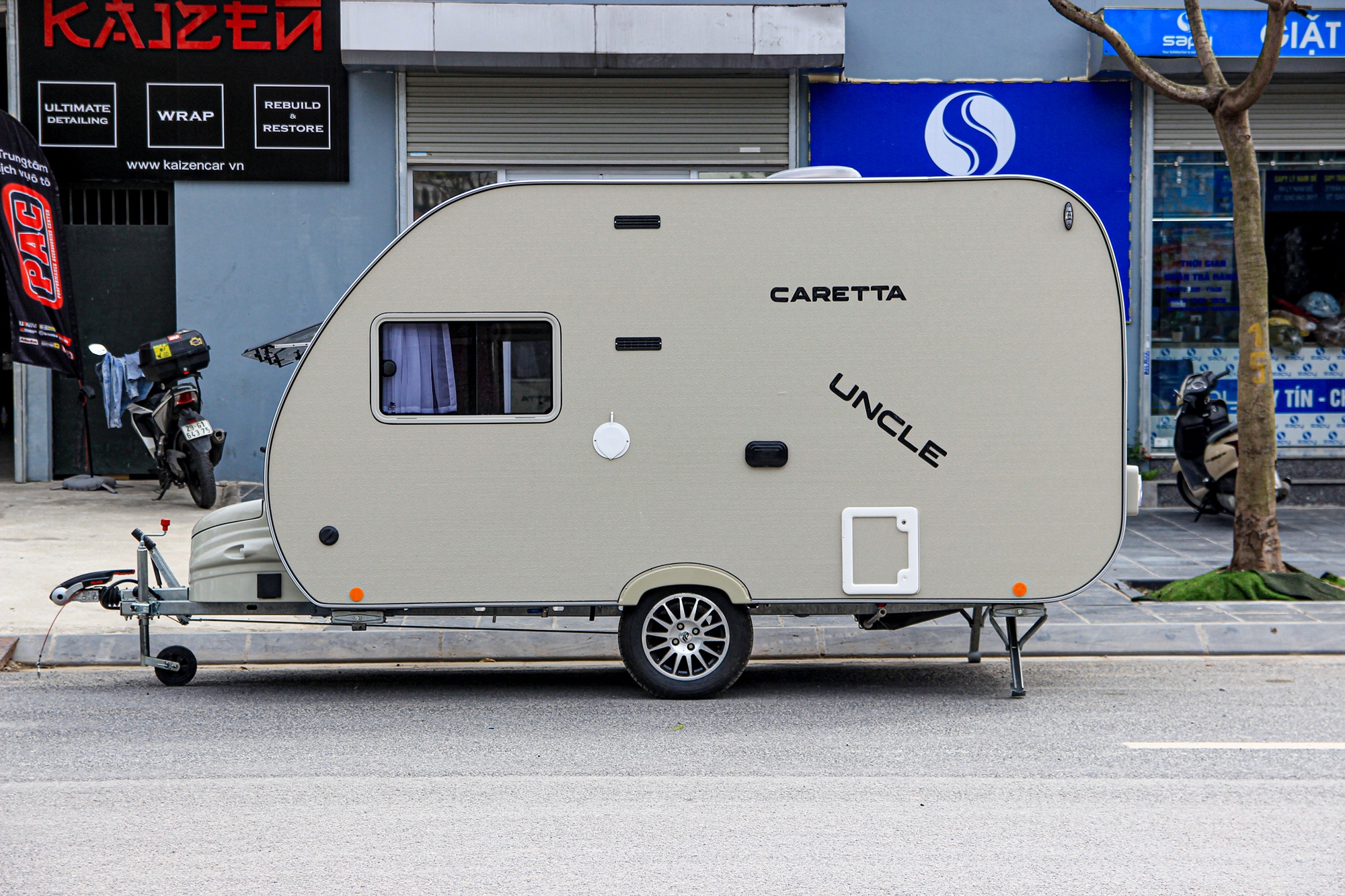 xe cam trai,  oto,  xe suv anh 2