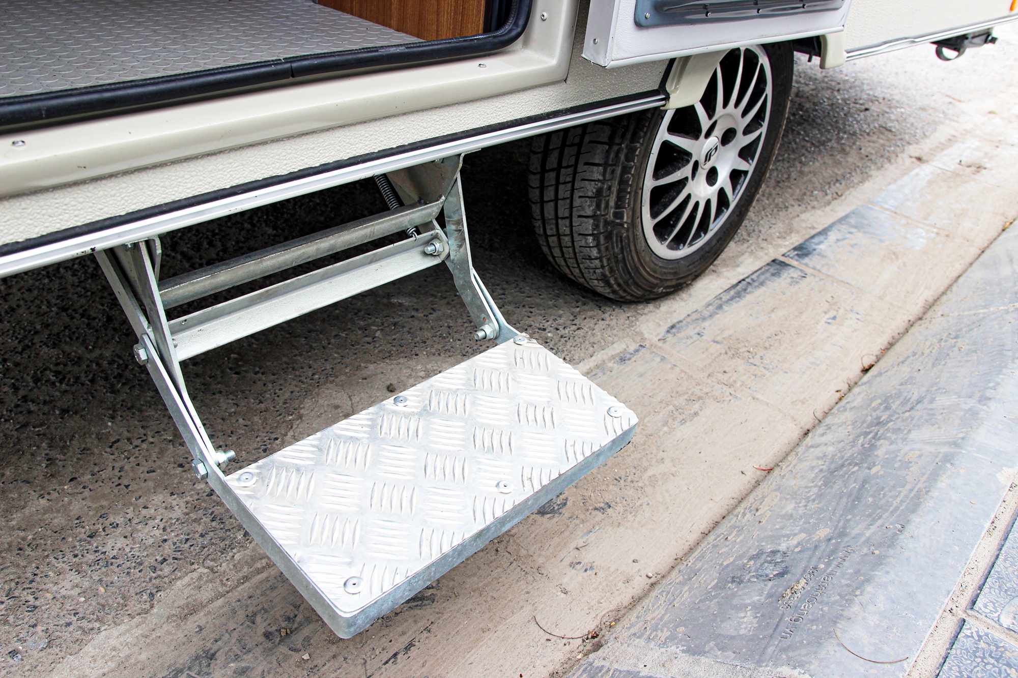 xe cam trai,  oto,  xe suv anh 9