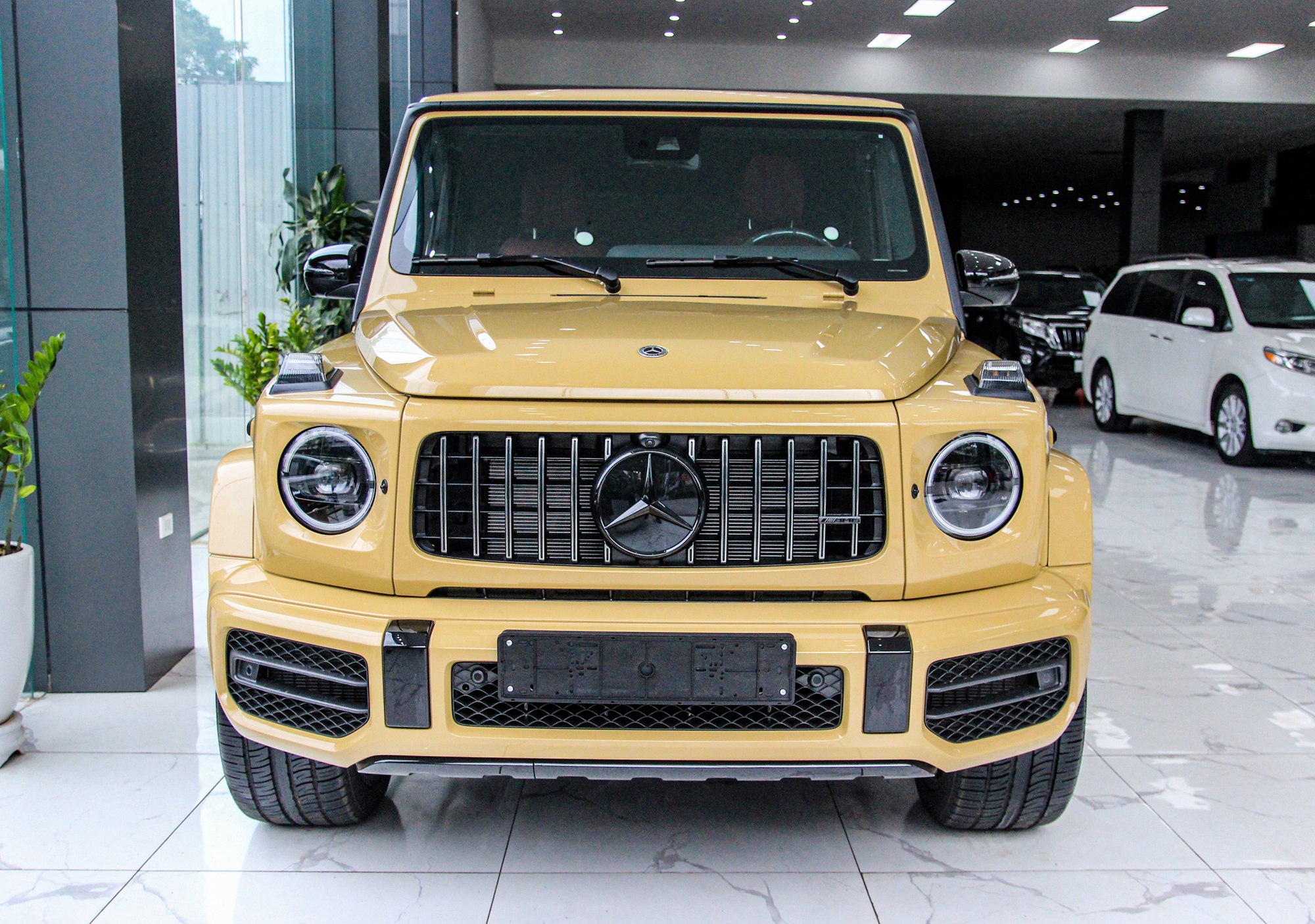 Mercedes-AMG,  AMG,  G63,  SUV dia hinh,  mau vang cat anh 1
