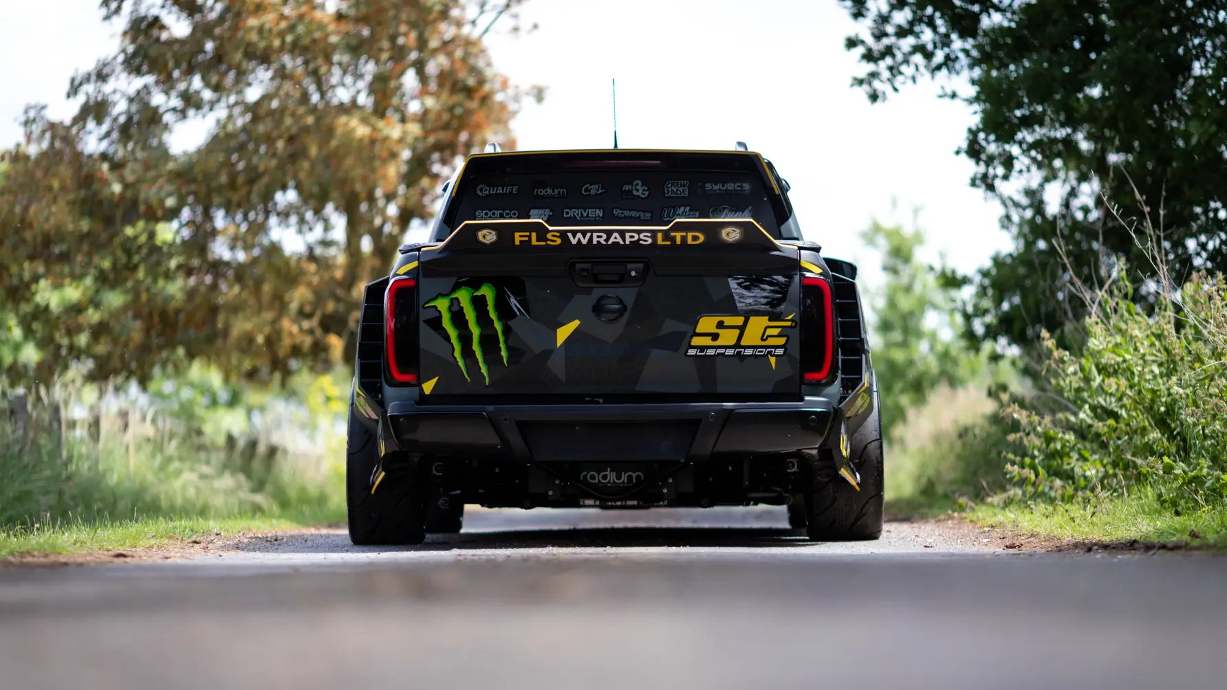 Nissan. Navara,  xe the thao,  xe ban tai anh 3