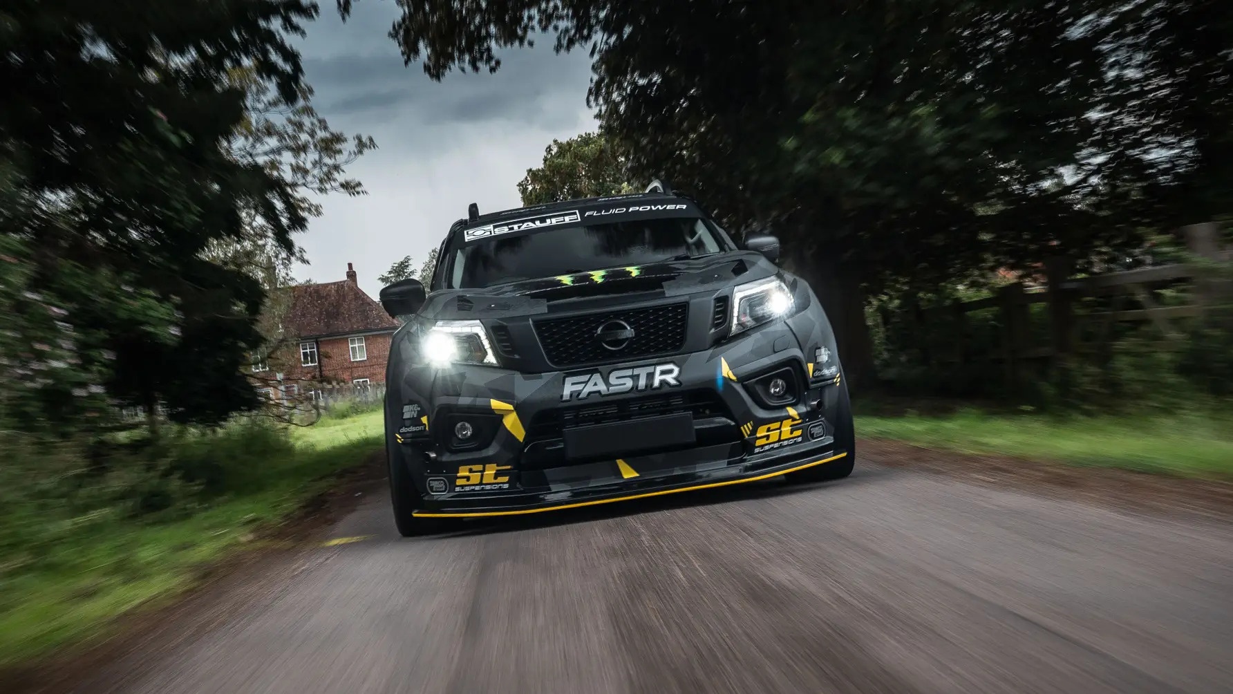 Nissan. Navara,  xe the thao,  xe ban tai anh 2