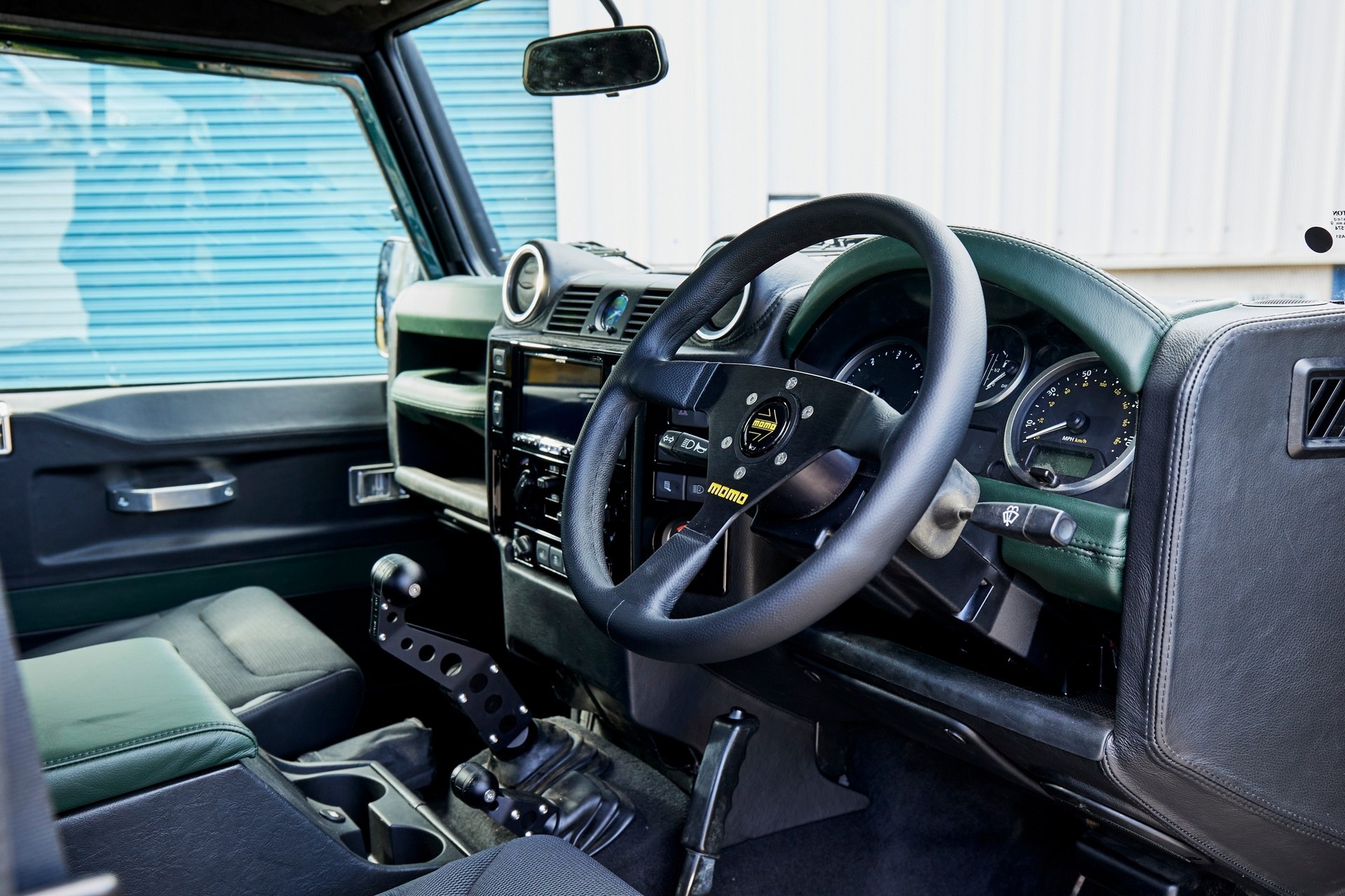Land Rover,  Defender,  bán tải ảnh 3 Land Rover,  Defender,  ban tai anh 3