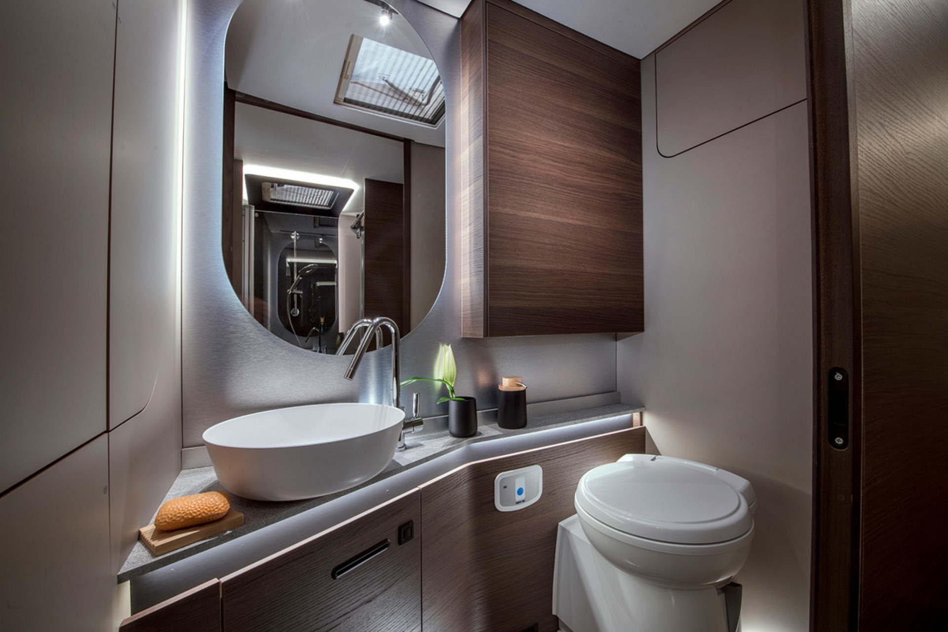 Mercedes-Benz,  Sprinter,  Adria,   ảnh 15 Mercedes-Benz,  Sprinter,  Adria, anh 15