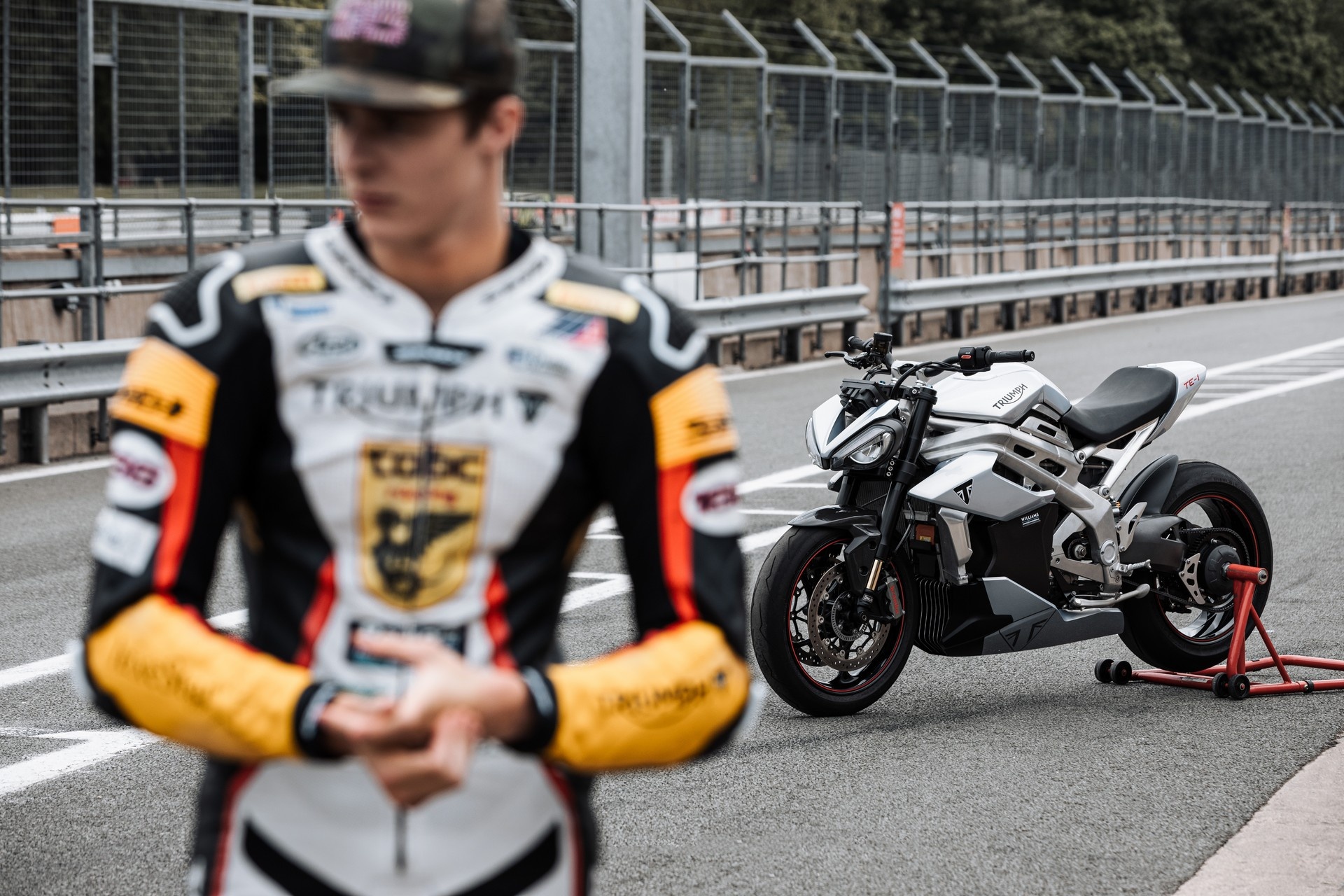 Triumph,  Speed Triple 1200 RS,  TE-1 anh 1