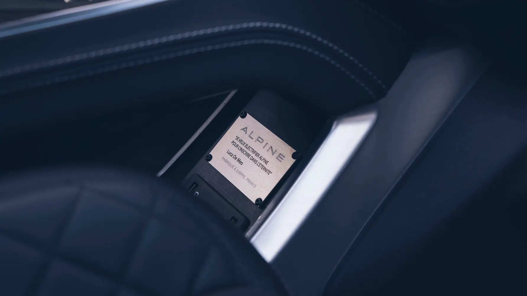 Alpine,  xe dien,  A110 E-Ternite anh 11