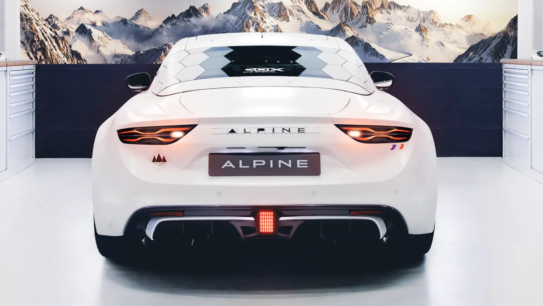 Alpine,  xe dien,  A110 E-Ternite anh 4