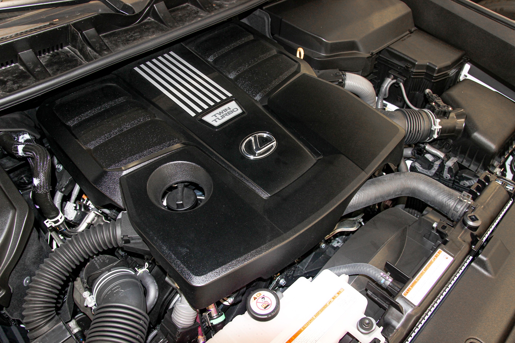 Lexus,  LX600,  RX350 anh 20