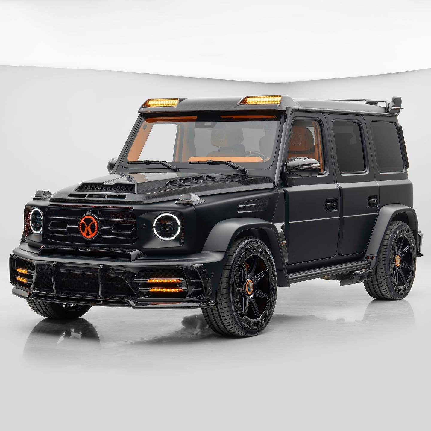 Mercedes-Benz G63 ham ho trong ban do gan 900 ma luc hinh anh