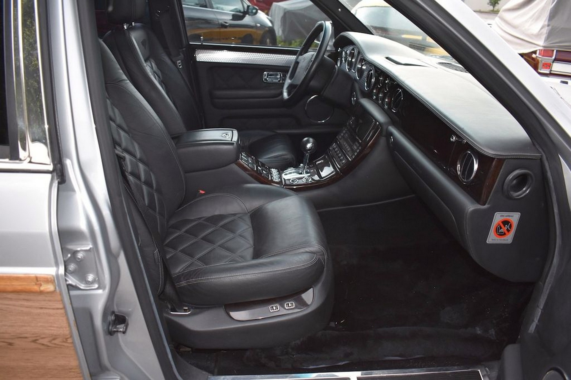 Bentley,  Arnage,  Pinifarina ảnh 5 Bentley,  Arnage,  Pinifarina anh 5