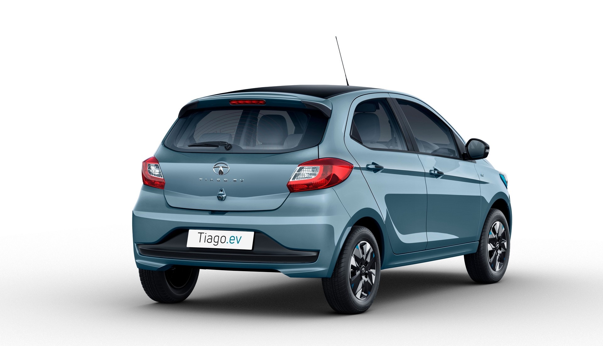 Tata,  Tiago,  xe điện ảnh 1 Tata,  Tiago,  xe dien anh 1