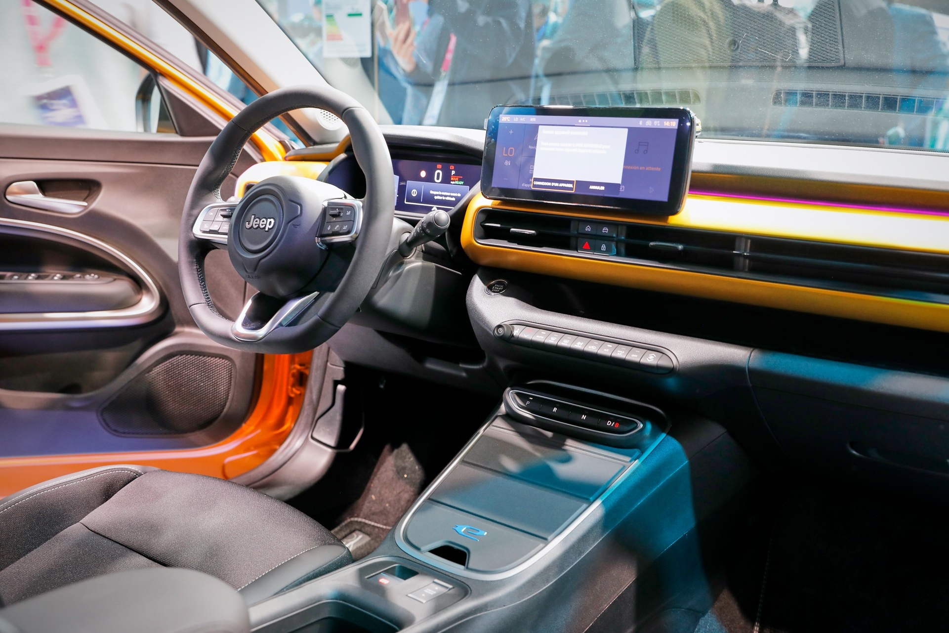 Jeep,  Avenger anh 7