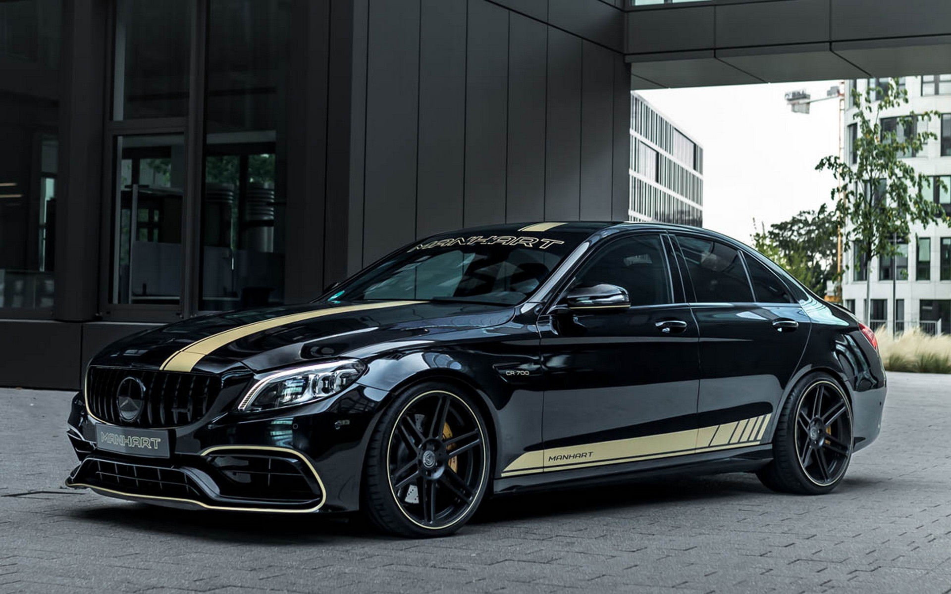 Manhart, Mercedes-AMG C63 ảnh 3 Manhart, Mercedes-AMG C63 anh 3