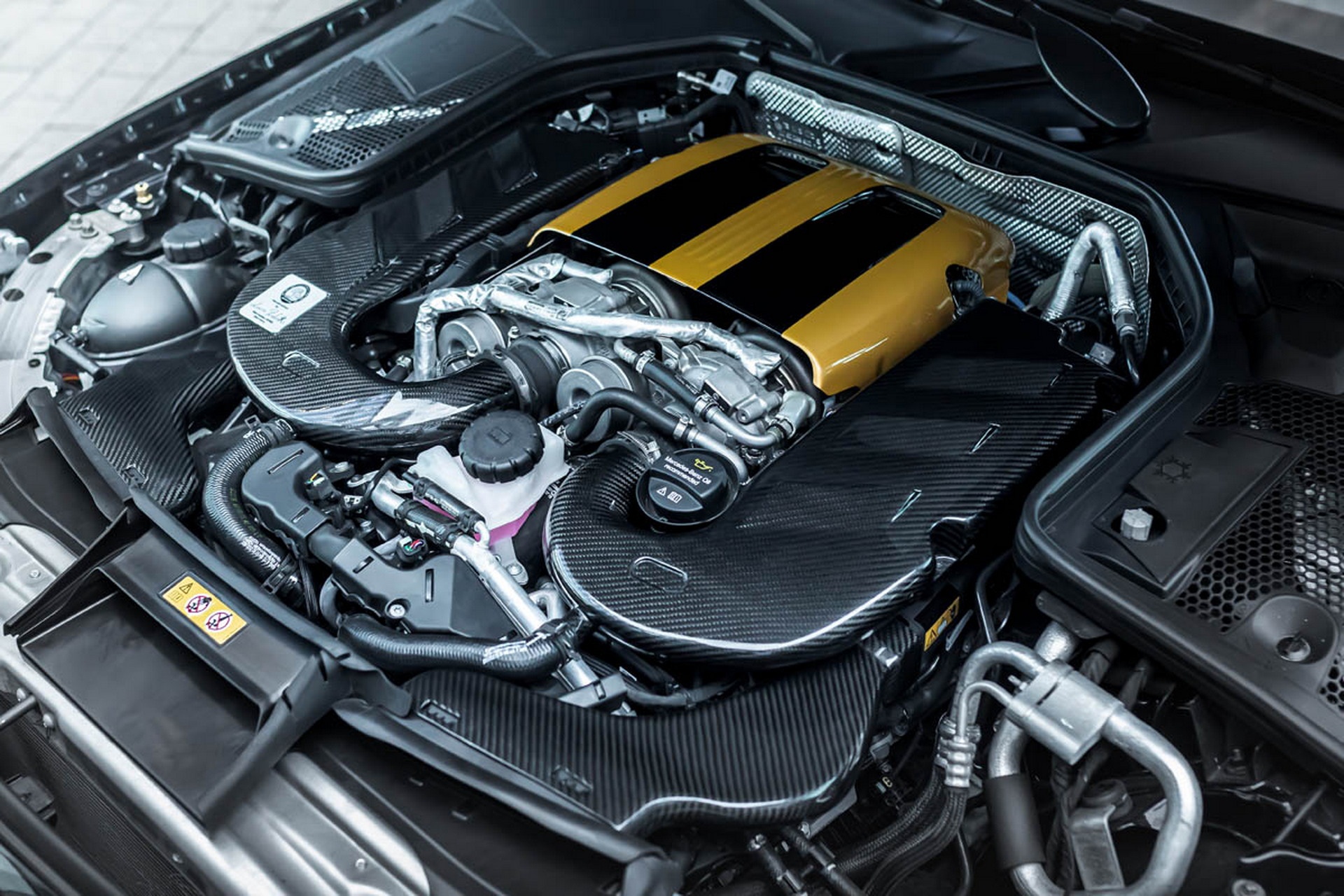 Manhart,  Mercedes-AMG C63 anh 4