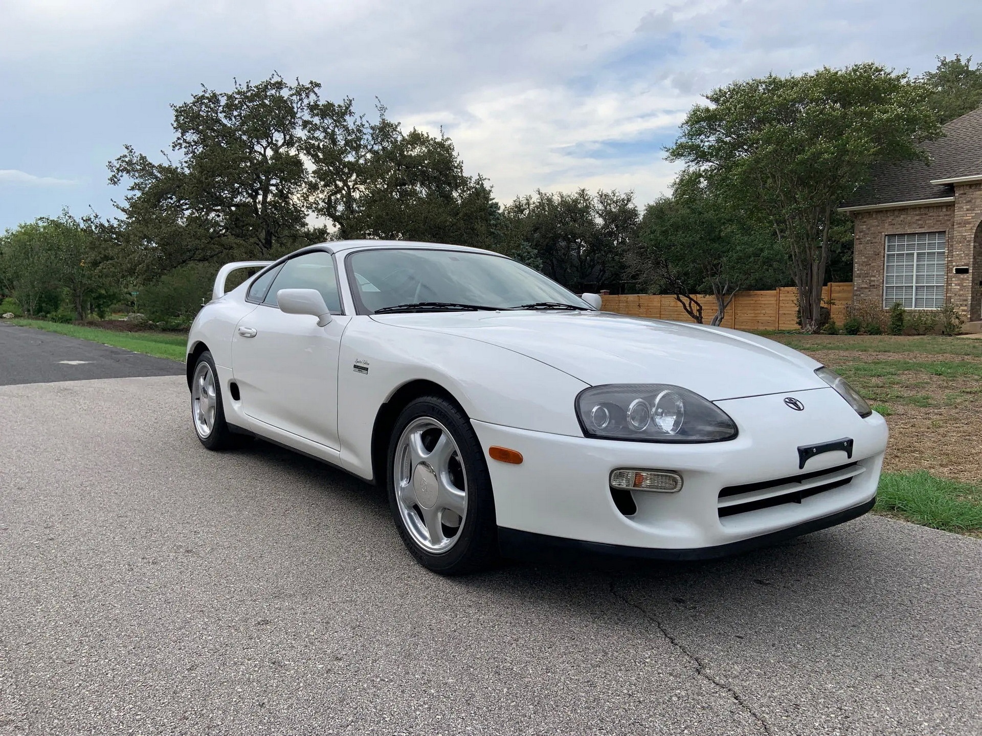 Toyota,  Supra, anh 1