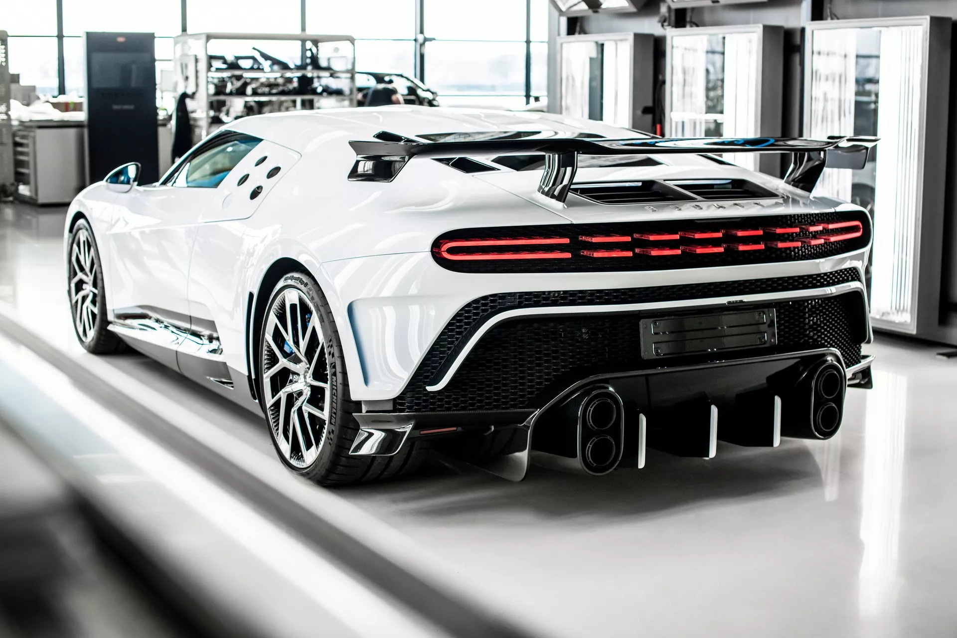 Bugatti,  Centodieci,  Chiron ảnh 7 Bugatti,  Centodieci,  Chiron anh 7