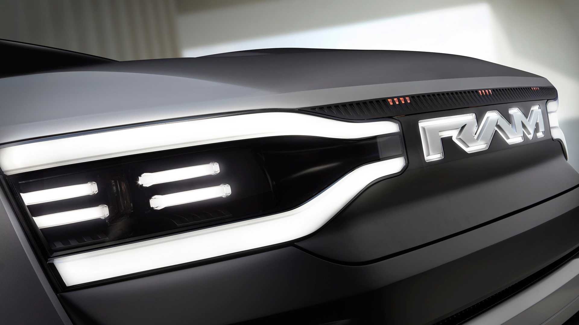 RAM,  xe ban tai,  dong co dien anh 3