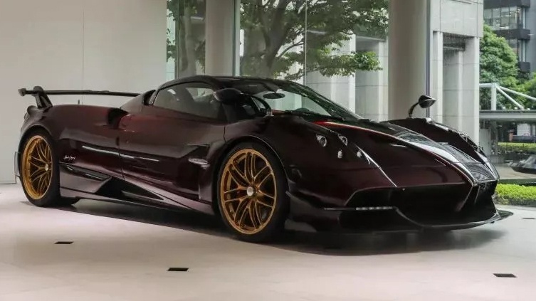 Sieu xe Pagani Huayra BC Roadster moi lan banh 5 km duoc rao ban hinh anh