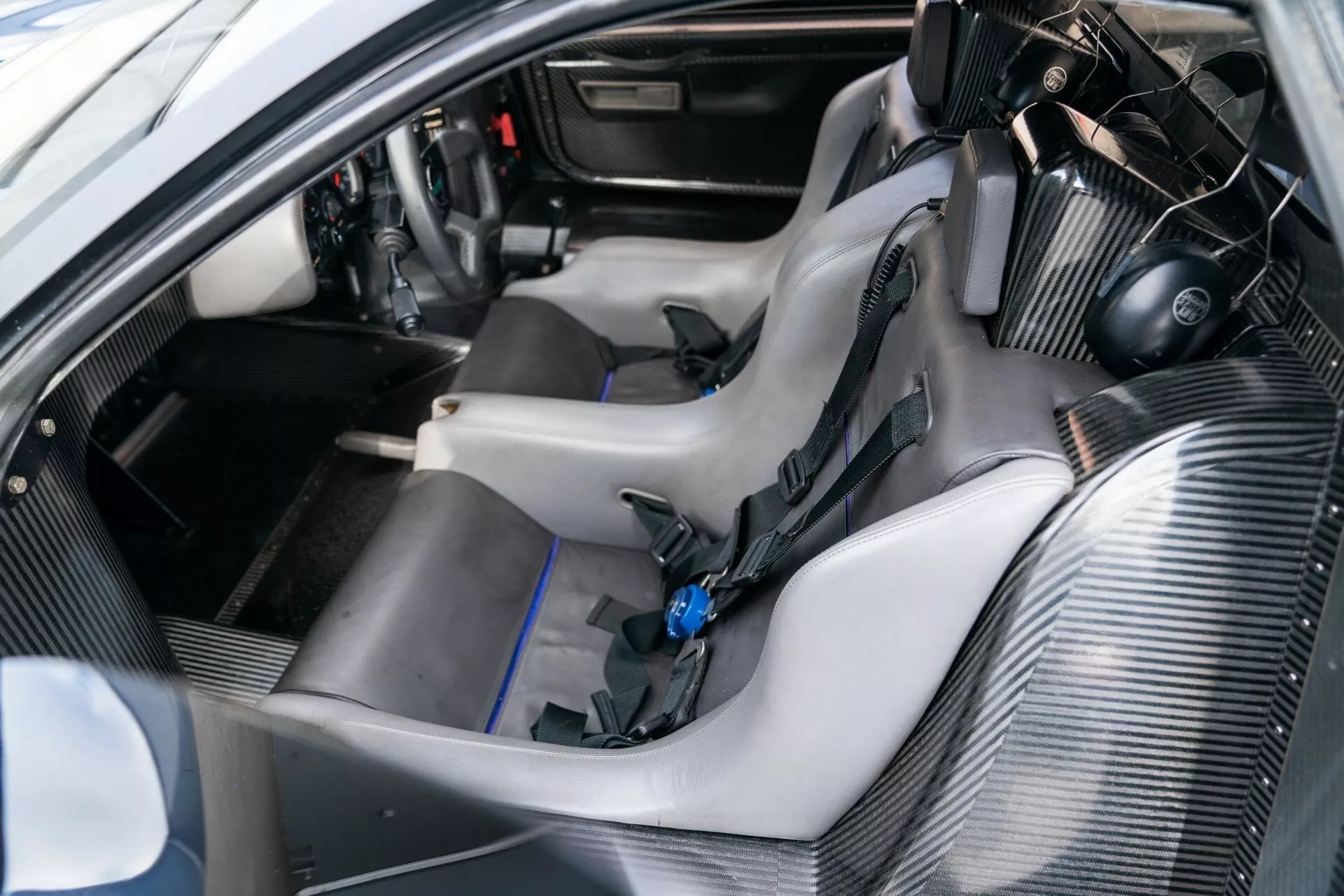 Jaguar,  XJR,  xe the thao anh 5