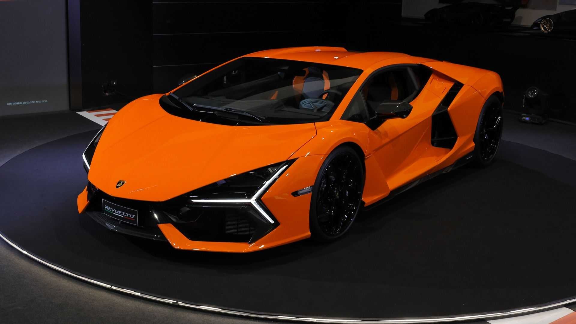 Lamborghini,  Revuelto ảnh 1 Lamborghini,  Revuelto anh 1
