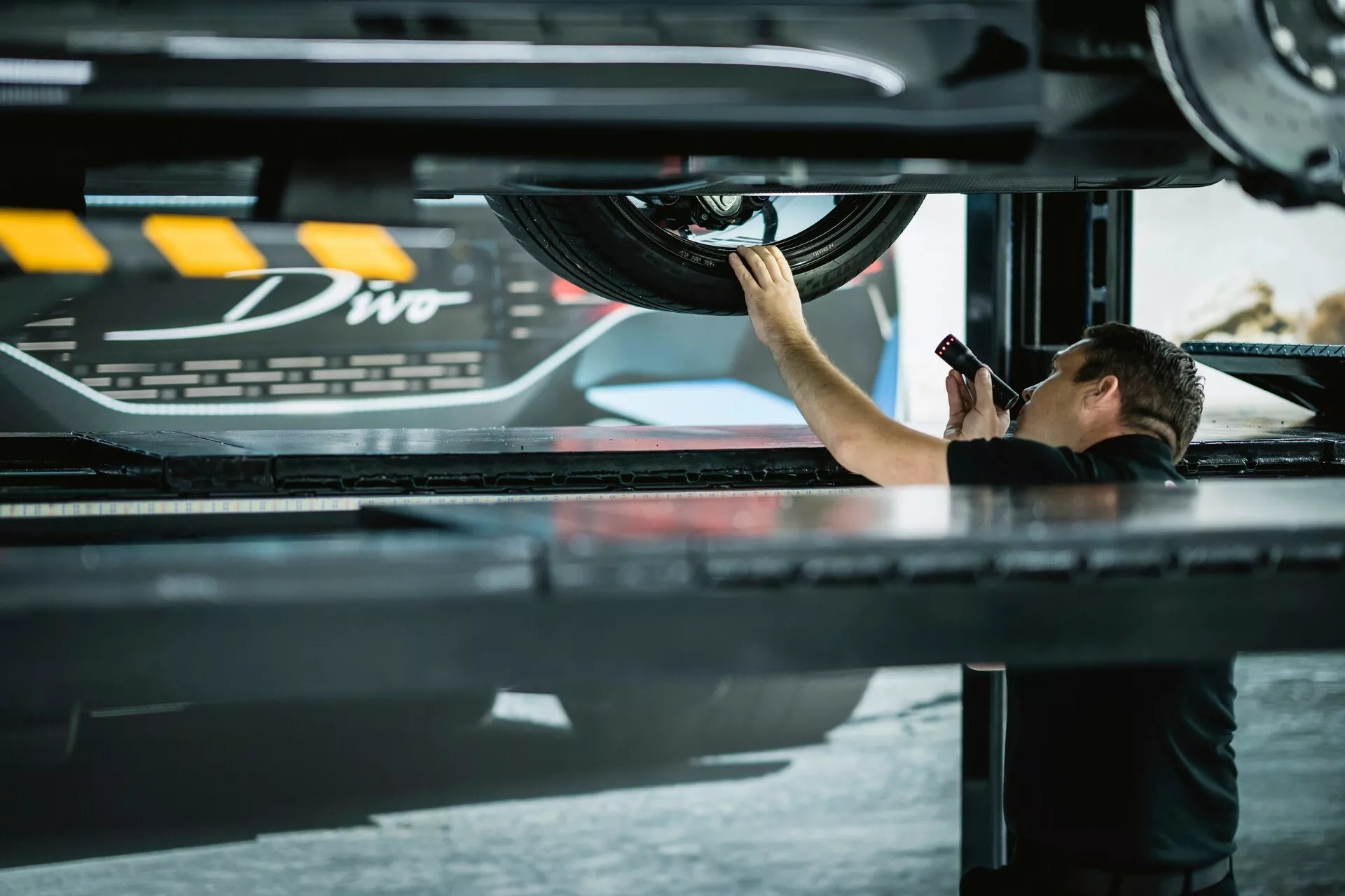 Bugatti, bảo dưỡng, sự cố ảnh 4 Bugatti, bao duong, su co anh 4