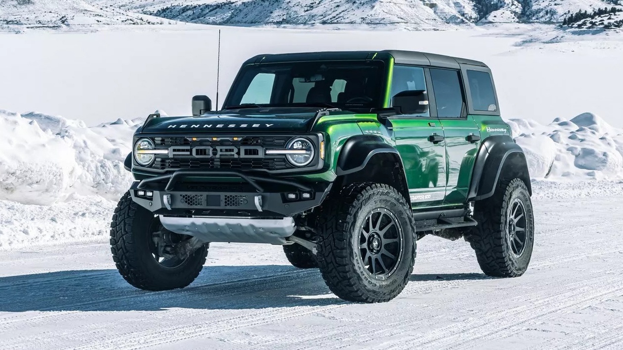 Ford Bronco voi ban do manh 500 ma luc hinh anh