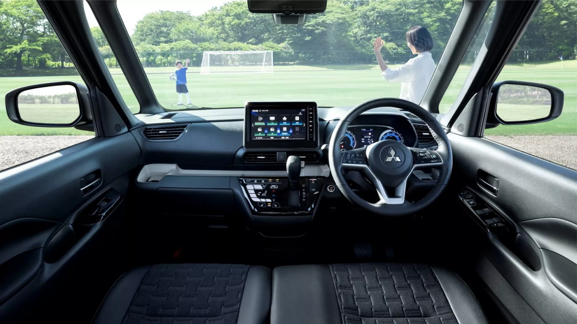 Mitsubishi,  Delica, anh 3