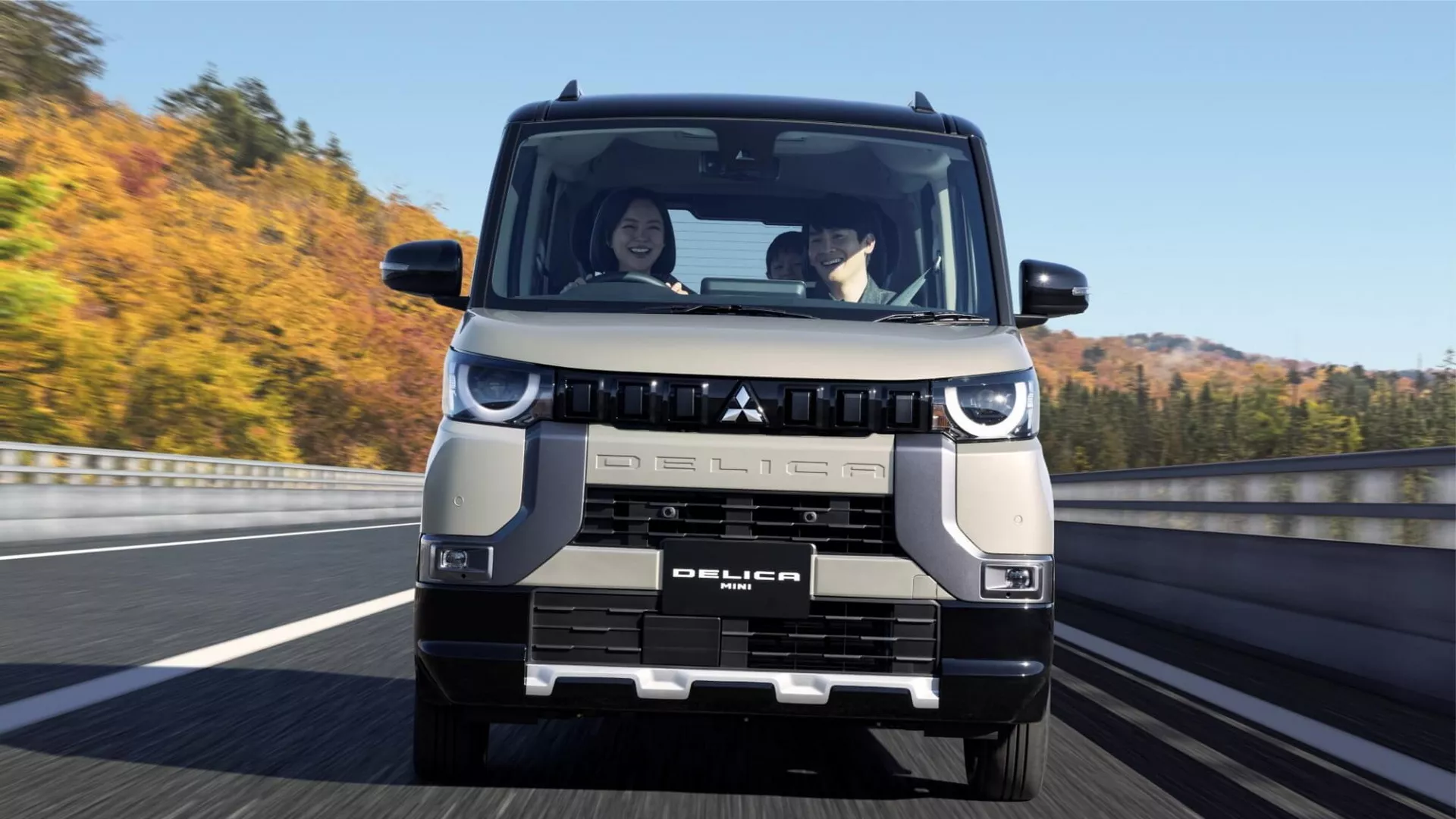 Xe do thi nho gon Mitsubishi Delica ra mat o Nhat Ban hinh anh