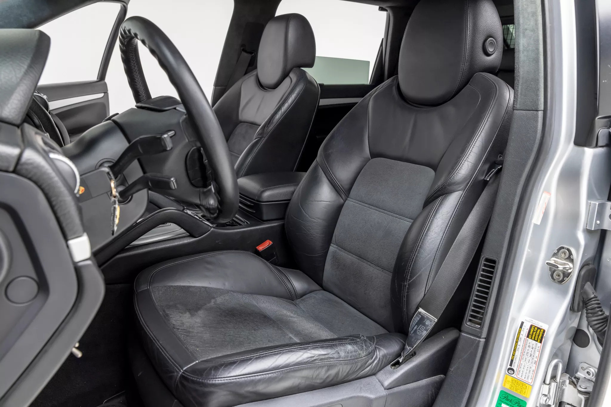 Porsche,  Cayenne ảnh 6 Porsche,  Cayenne anh 6