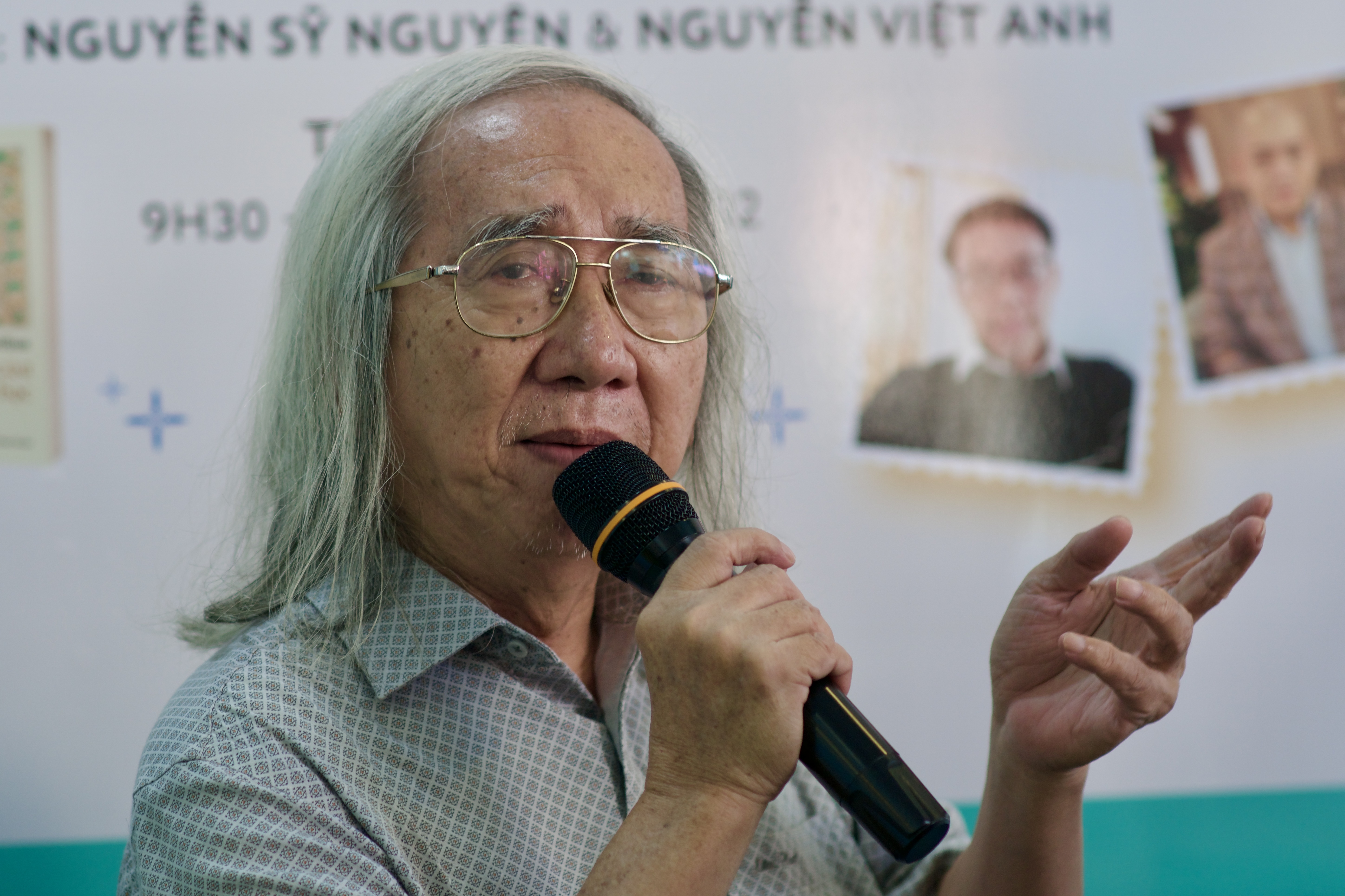 Boi Kieu ngay xuan cung nha nghien cuu Nhat Chieu hinh anh