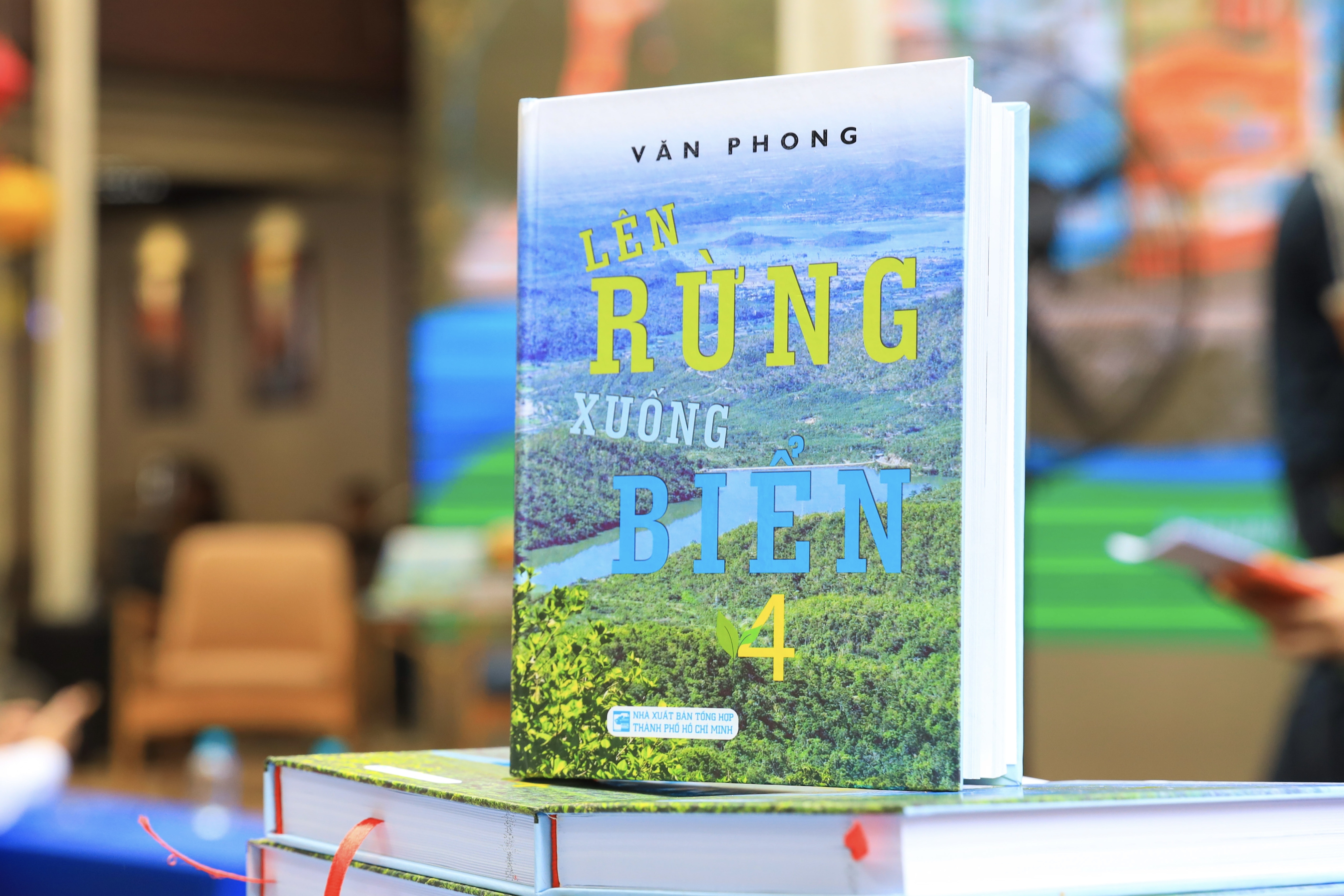‘Lên rừng xuống biển 4’ khắc họa hành trình chuyển mình của đất nước