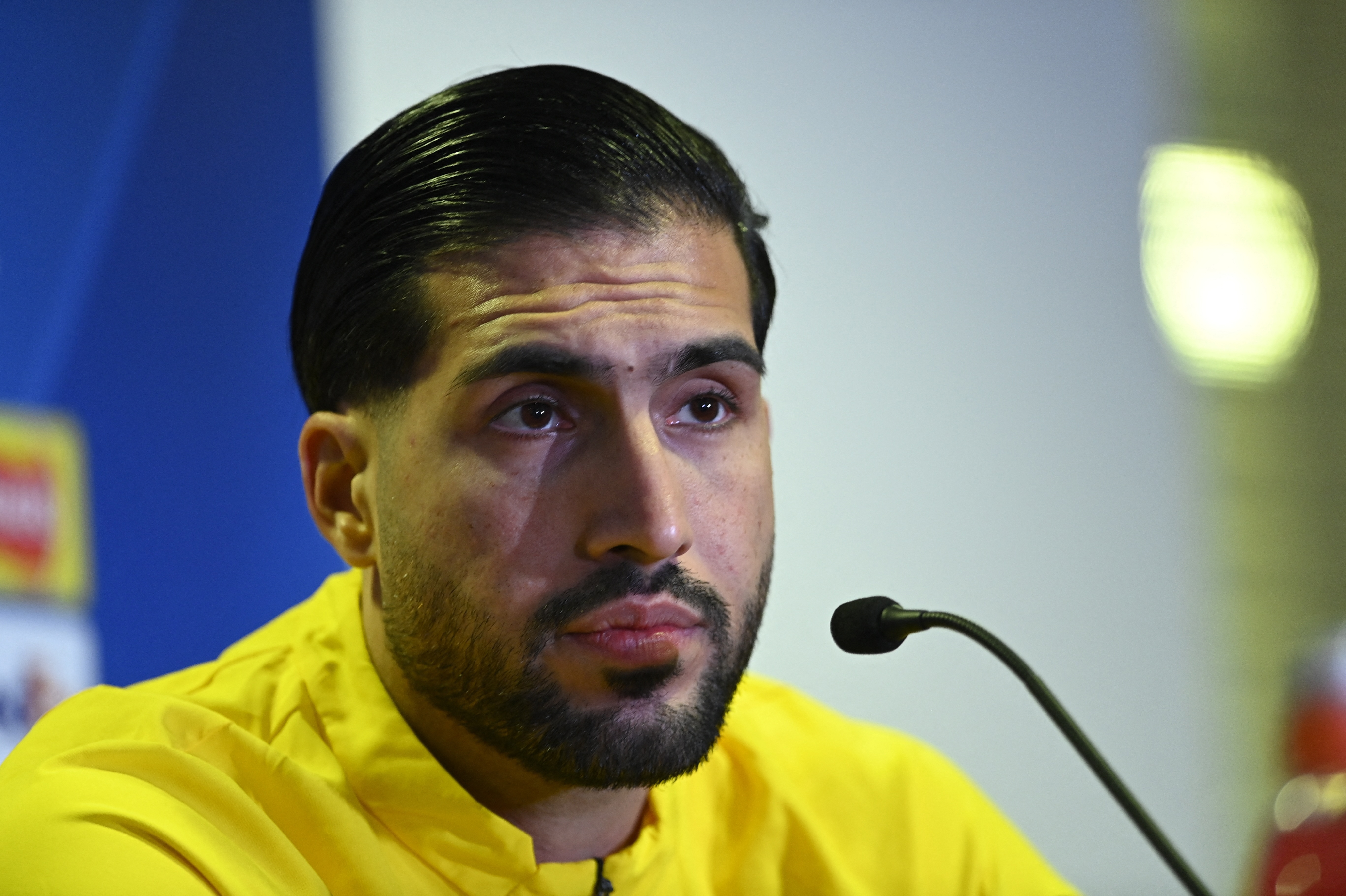 Cau thu Dortmund goi qua phat den cua Chelsea la 'tro he' hinh anh