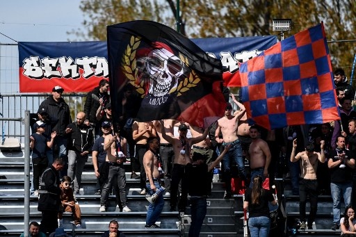 Chieu thuc la lam phan tam cau thu sut penalty hinh anh