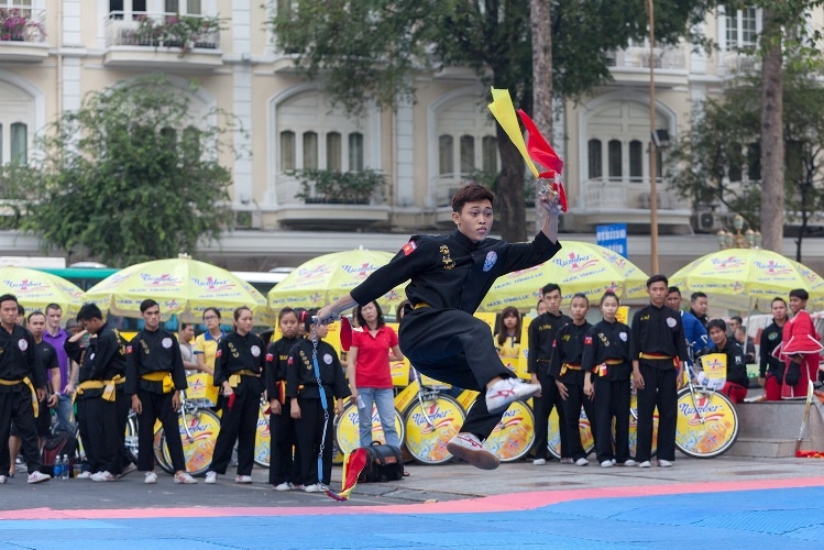 Nuoc tang luc Number 1 anh 1