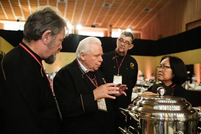 Chiec thia vang anh 1