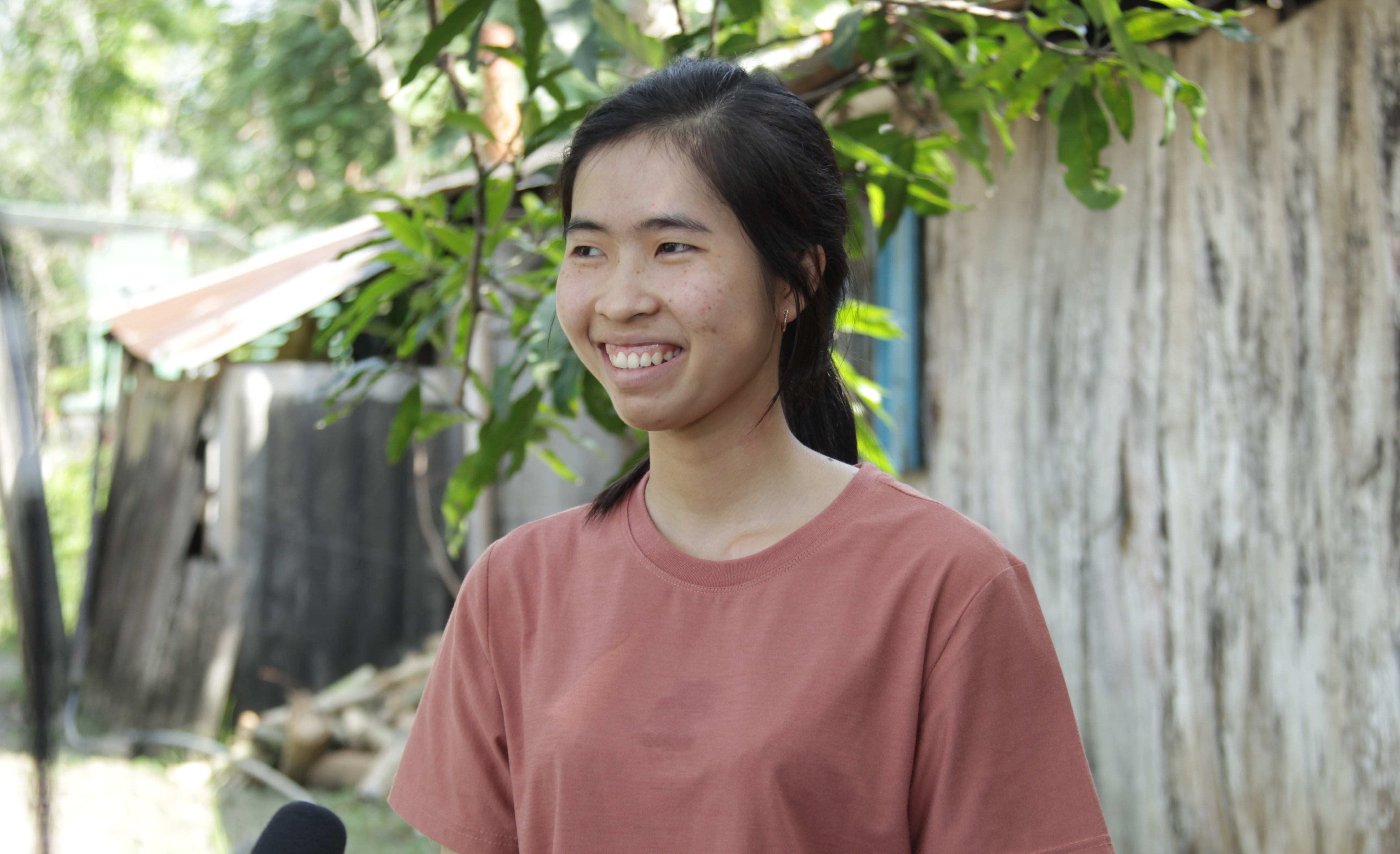 Tap doan Dien tu Asanzo anh 2